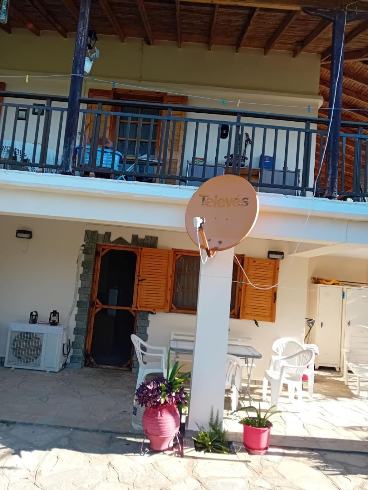 Villa Asimidou Agia Paraskevi  Buitenkant foto