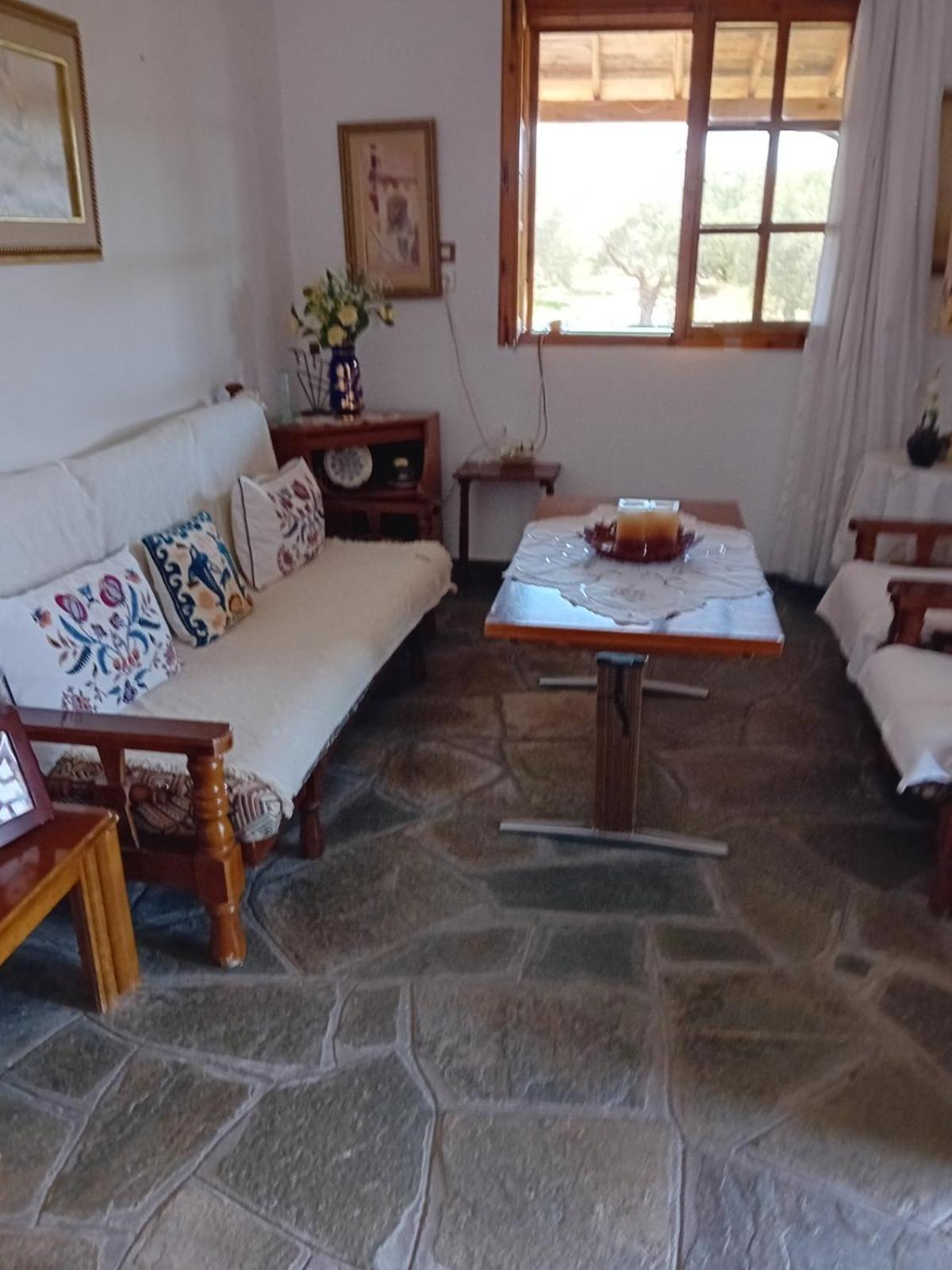 Villa Asimidou Agia Paraskevi  Buitenkant foto